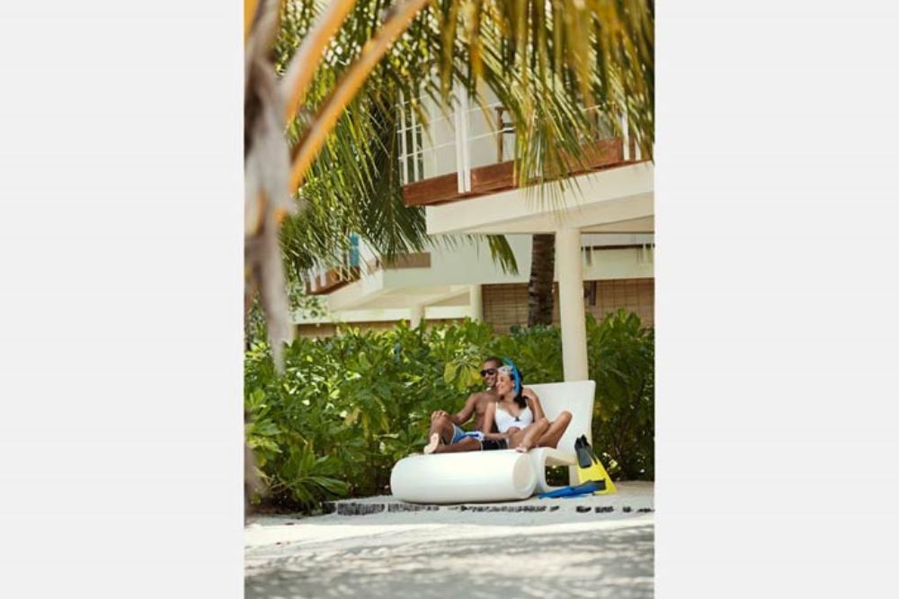 content/hotel/Holiday Inn Kandooma/Accommodation/Beach House/HIKandooma-Acc-BeachHouse-02.jpg
